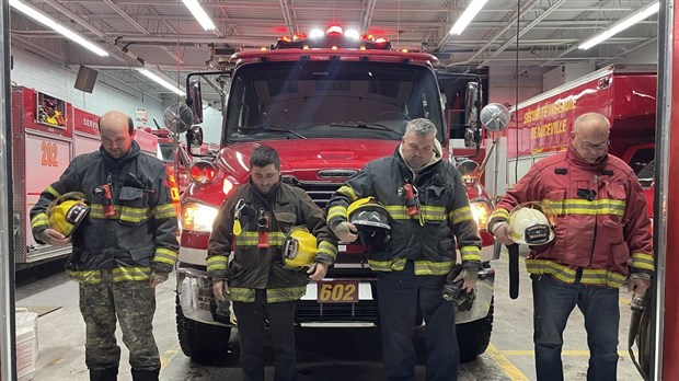 Des pompiers de la Beauce rendent hommage à un camarade de Boischatel