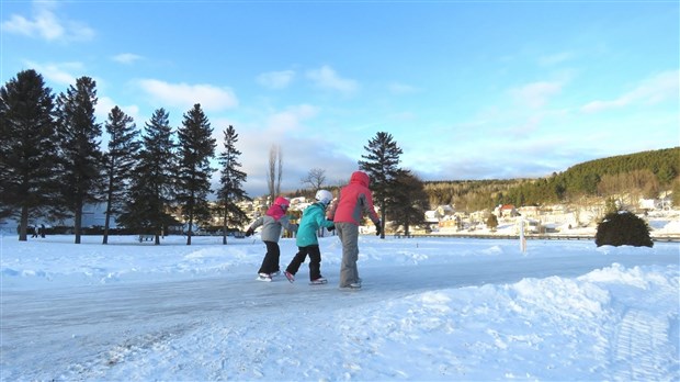 Beauceville : la patinoire ravive le quartier de la débâcle