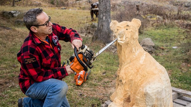 Daniel Gamsby ou la passion de sculpter à la scie à chaîne
