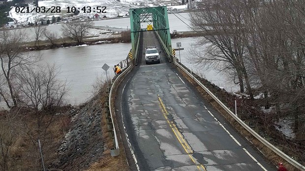Rivière Chaudière: le pont rouvert à Saint-Joseph