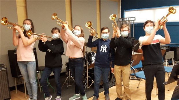 Six nouvelles trompettes pour la Polyvalente Saint-François 