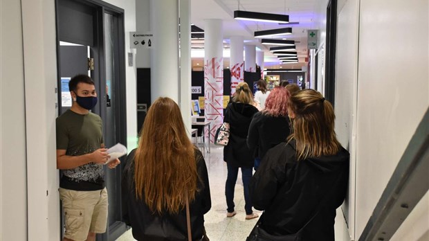 Une trentaine d’étudiants du Cégep Beauce-Appalaches participent au Défi OSEntreprendre 