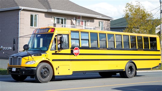 Plus de 250 M$ pour électrifier 65% des autobus scolaires d’ici 2030