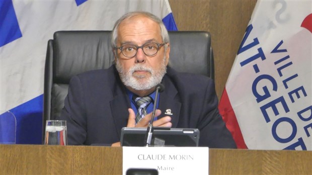 Surplus de 7,7 M$ à Saint-Georges: entrevue avec le maire Claude Morin