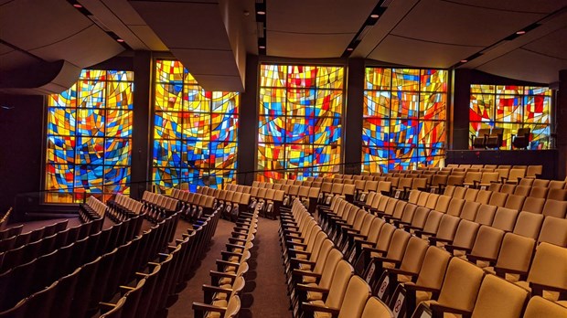 Les vitraux de la salle Alphonse-Desjardins restaurés au coût de 300 000$