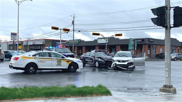 Collision sur le boulevard Lacroix à Saint-Georges