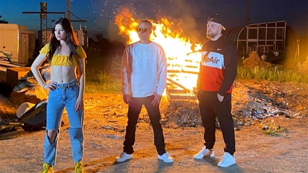 « Incendiaire », la nouvelle collaboration de Chloé Doyon 