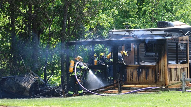Feu de remise au Camping Saint-Joseph