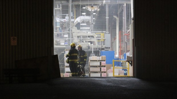Début d'incendie chez Imprimerie Interglobe dans la nuit