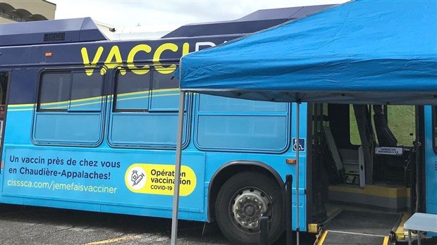 COVID-19 : le VacciBus est à Saint-Prosper aujourd'hui