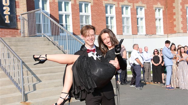 Photoreportage du bal des finissants de l'école Jésus-Marie 