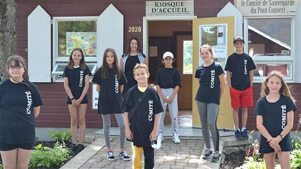 Le kiosque du pont couvert Perreault reprend vie grâce à des jeunes