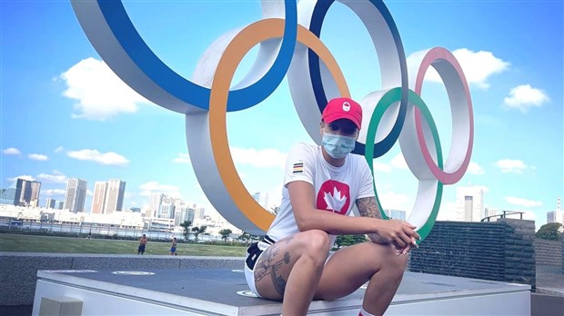 La boxeuse Tammara Thibeault remporte son premier combat