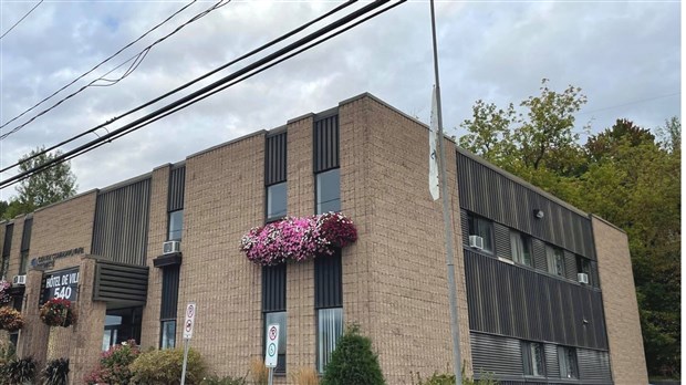 La Ville de Beauceville met son drapeau en berne et diffuse un message de sympathies