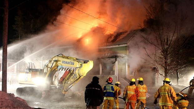 Une résidence complètement détruite dans un incendie à Saint-Gédéon-de-Beauce