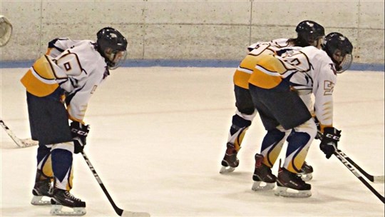 Hockey scolaire: cinq victoires et une défaite pour les Lynx