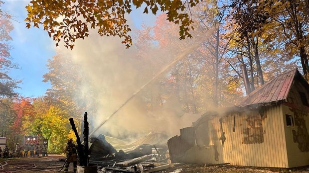 Incendie d'une cabane à sucre à Sainte-Marie