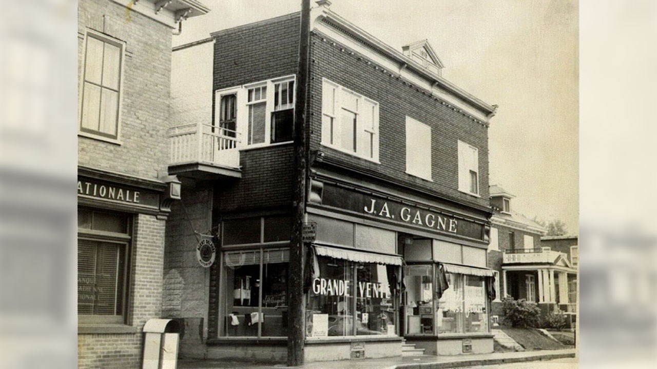 L'ancien magasin P.T. Légaré sur la 1re Avenue