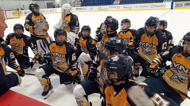 Hockey: les Lynx M18 D1 toujours en première place