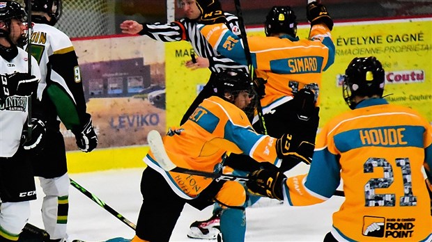 Une 6e victoire consécutive pour les Chevaliers de Lévis