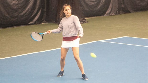 Alizée Poulin se classe pour les Championnats canadiens