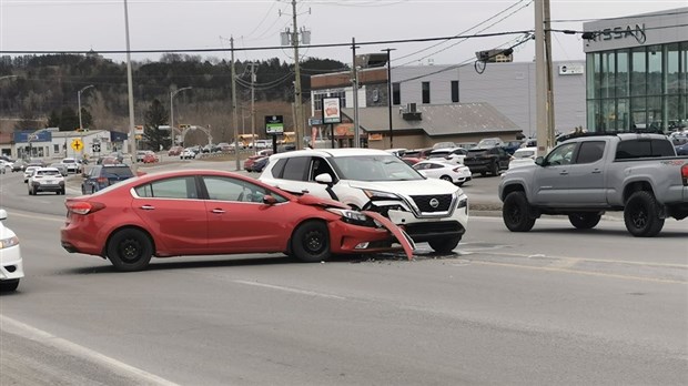 Un accident sur le boulevard Lacroix à Saint-Georges