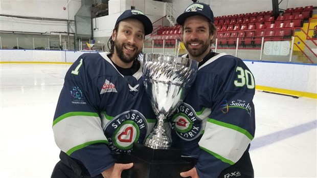 Le Familiprix de Saint-Joseph champion de la LHCS