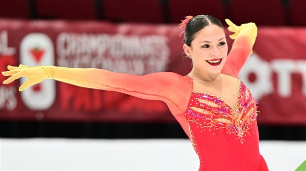 Marie-Raphaële Savoie reçoit une bourse sport-études de 500 $