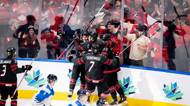 Championnat du monde de hockey junior: l'or pour Joshua Roy et ses coéquipiers