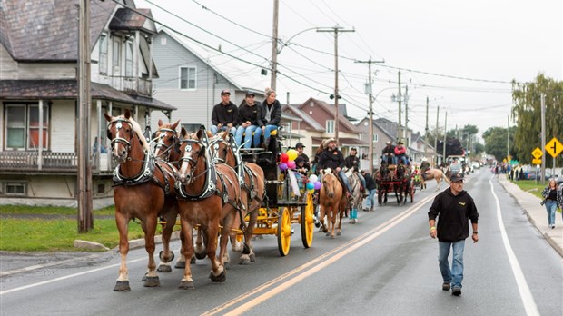 La parade des Grands feux de Saint-Honoré en images