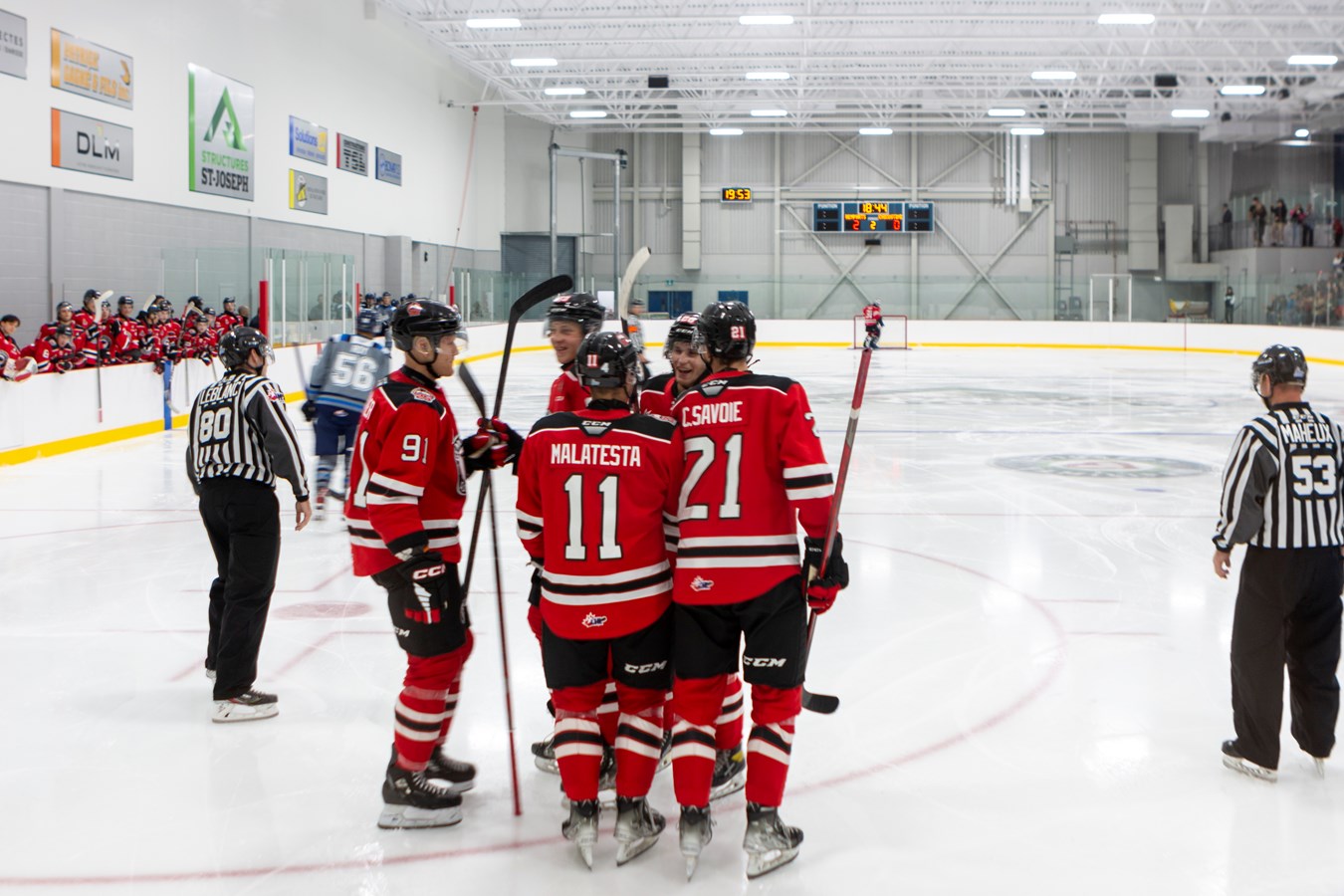 Un premier match au Centre Frameco de SaintJosephdeBeauce