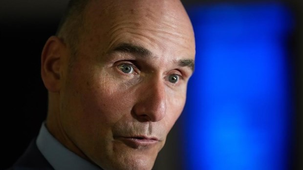 Ottawa déposera un projet de loi sur les soins dentaires