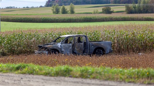 Un corps a été retrouvé à l'intérieur d'un véhicule incendié à Saint-Bernard