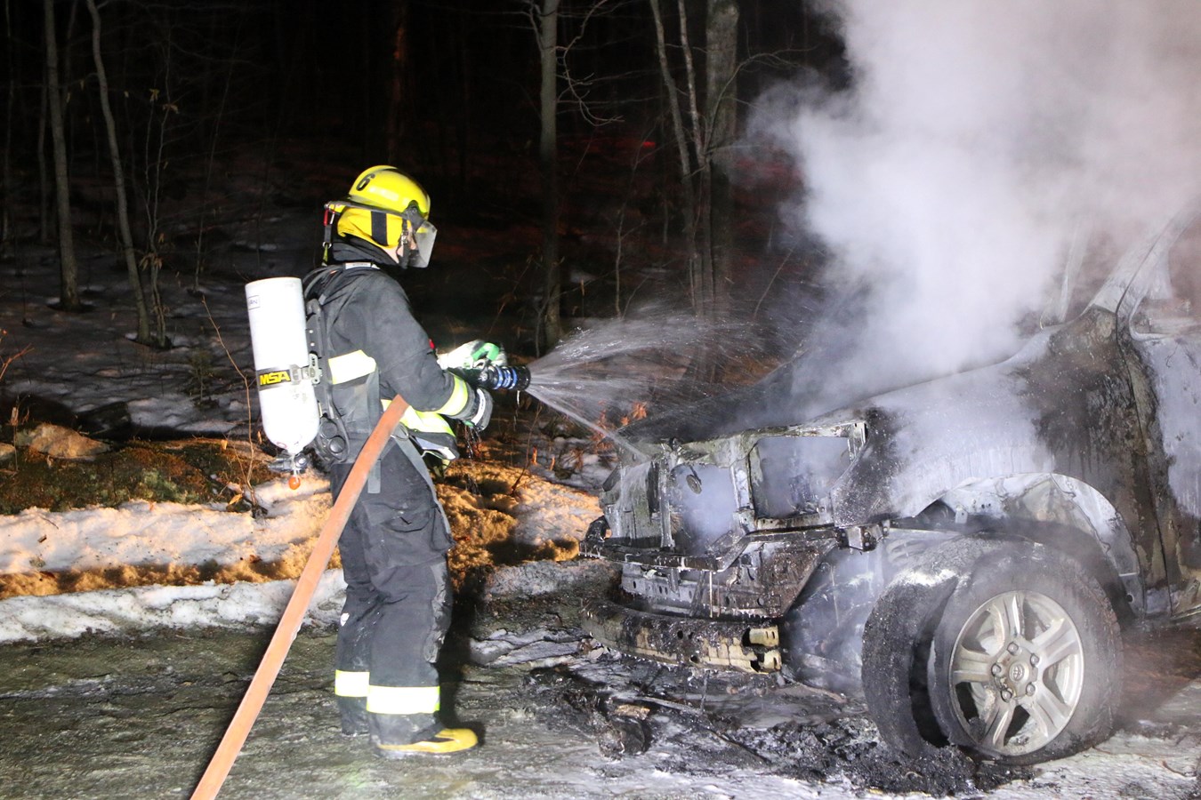 Un véhicule s'enflamme à SaintClotildedeBeauce
