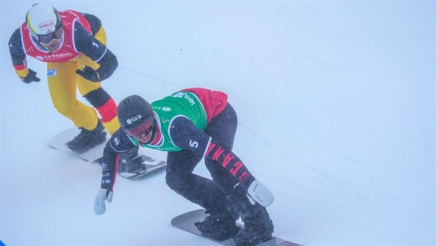 Snowboard cross: Eliot Grondin déçu par son erreur en Coupe du monde