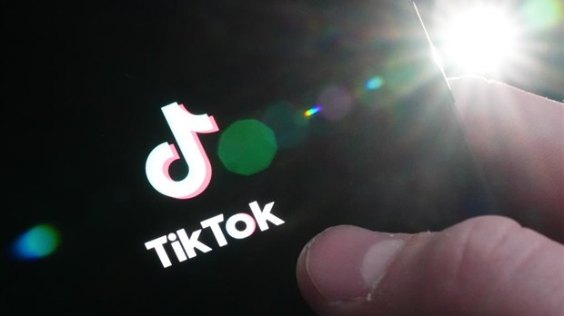 Québec interdit à son tour TikTok sur les appareils mobiles du gouvernement