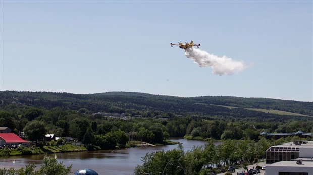 Les fortes chaleurs annoncées au Québec cette semaine favorisent les feux de forêt