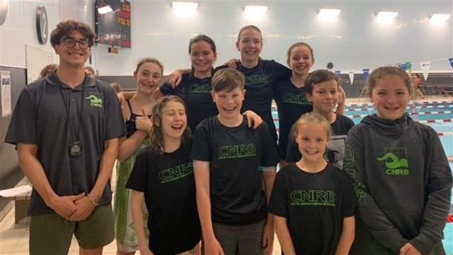 Onze podiums en finale régionale de natation