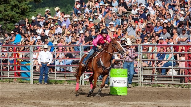 Québec accorde 22 000 $ aux Festivités western de Saint-Victor