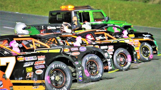 Une course de 300 tours au Bacon Bowl