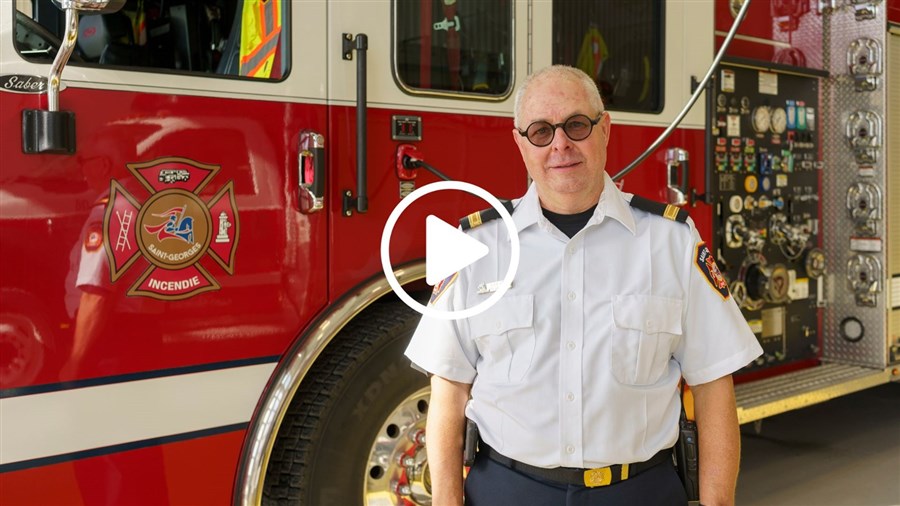 Pompier: un métier risqué, mais de mieux en mieux protégé