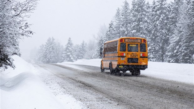 Les conditions météorologiques actuelles ont mené à la fermeture de certaines routes