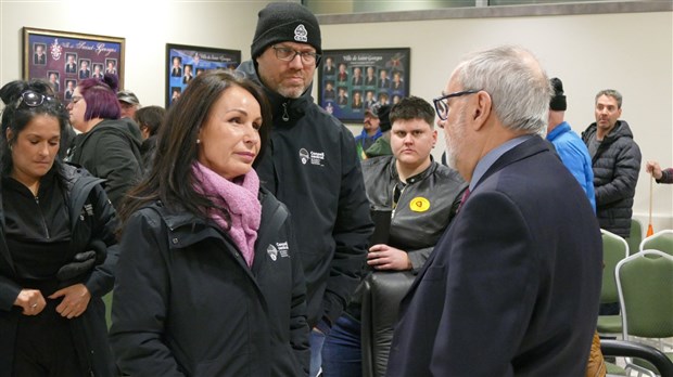 Entre espoir et frustration : la longue grève des loisirs de Saint-Georges continue