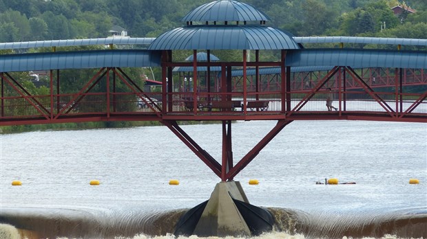 Saint-Georges: le barrage gonflable sera prêt demain