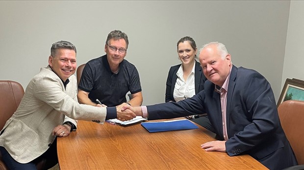 C'est officiel, Beauceville a acheté l'usine Duvaltex pour 3,5 M$