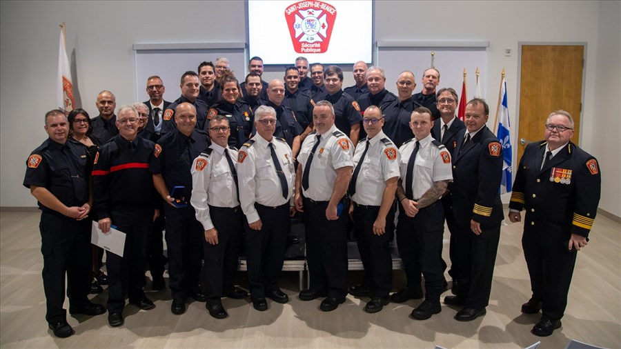 Dix-huit pompiers honorés à Saint-Joseph-de-Beauce