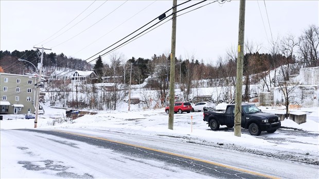 Un édifice commercial de cinq étages au centre-ville de Beauceville
