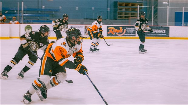 Puissante offensive à La Baie pour les Chevaliers de Lévis