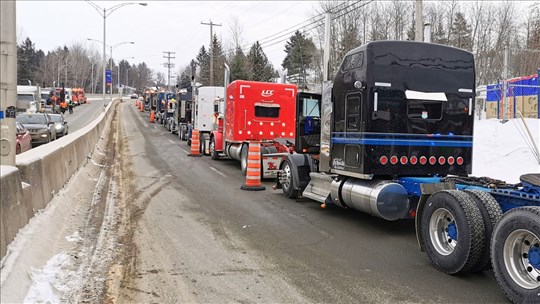 Les véhicules lourds dans la mire des policiers de la province