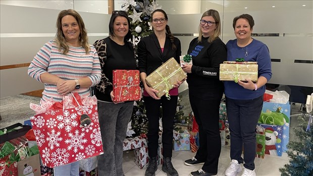 Plus de 400 enfants recevront «Un Cadeau pour Noël»